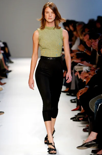 Look 10